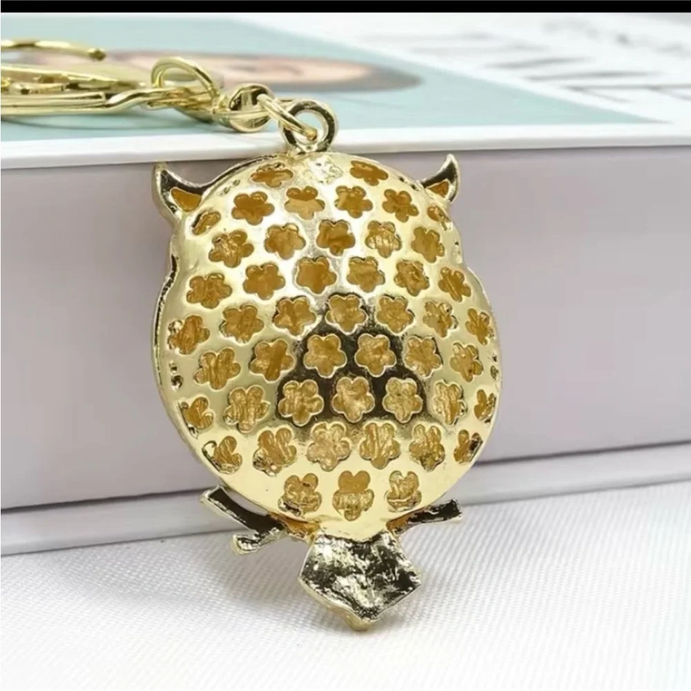 NWT Rhinestone Owl Keychain Key Ring or bag ornament fabulous